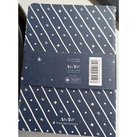 London Stationery A6 Lined Notebooks Set of 3 Gift Idea for Travel Lover NEW - Picture 8 of 11